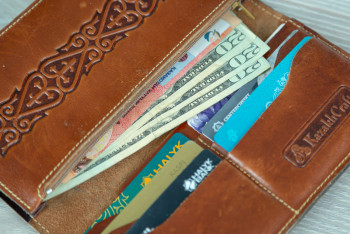 Фотография к новости: Эксперт Руслан Закарин: главное сохранять спокойствие и доверие к национальной валюте