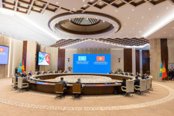 Фотография к новости: Более 1,2 млрд долларов составил за девять месяцев товарооборот между Казахстаном и Кыргызстаном