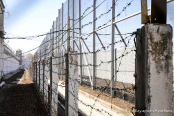 Фотография к новости: Шантажировали сотрудников СИЗО: суд вынес приговор четверым жителям Атырау