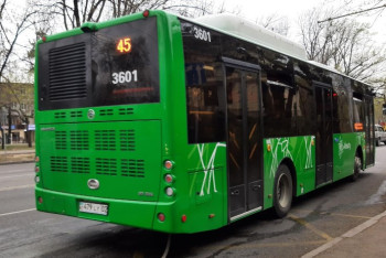 Фотография к новости: Пенсионер напал на школьницу в автобусе в Алматы