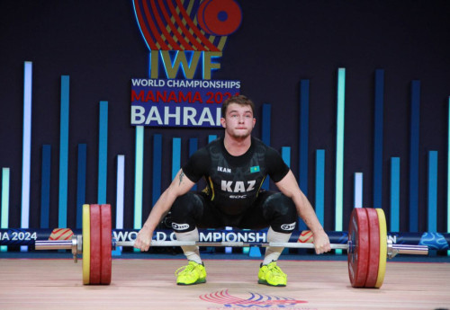 Фотография к новости: Казахстанец стал серебряным призёром чемпионата мира по тяжёлой атлетике