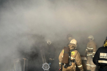 Фотография к новости: Взрыв предотвратили пожарные в Алматы