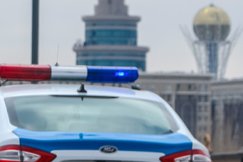 Фотография к новости: Полицию Казахстана перевели на усиленный вариант несения службы