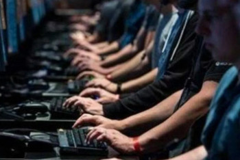 Фотография к новости: Аномальный всплеск активности ботоферм зафиксирован в Казахстане