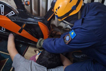 Фотография к новости: В Актобе подросток застрял рукой в велотренажере