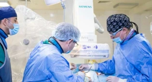 Гигантскую опухоль мозга удалили пациентке нейрохирурги Алматы