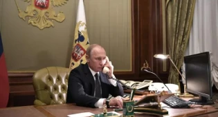 Путин принёс извинения Алиеву за крушение самолёта близ Актау