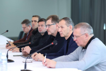 Фотография к новости: В Актау прошло первое совещание  с международными экспертами по расследованию авиакатастрофы