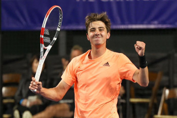 Фотография к новости: Камбэк принес Казахстану победу над чемпионом престижного турнира в Австралии