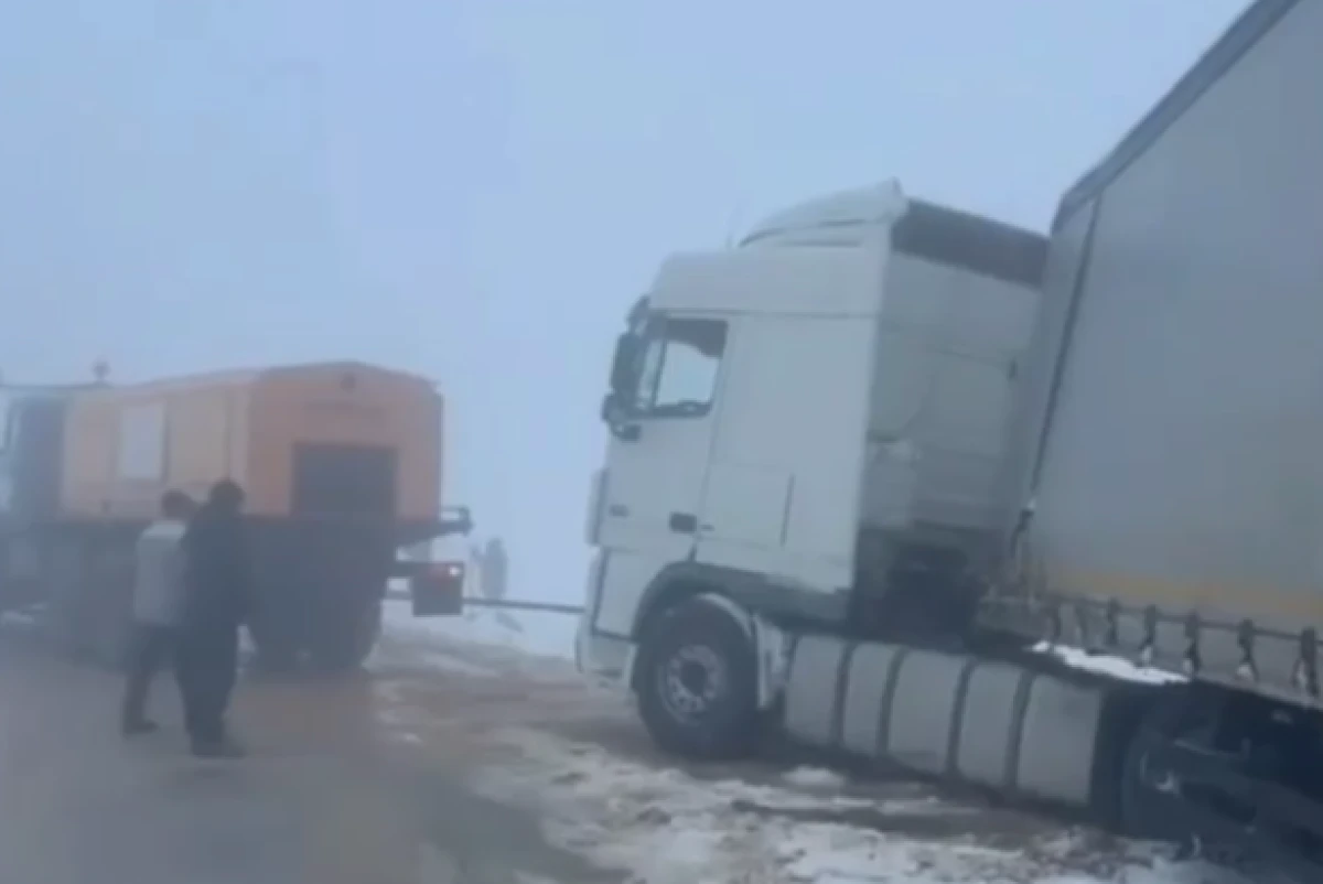 скриншот с видео
