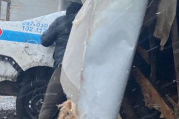 Фотография к новости: Автофура придавила машину с полицейскими рядом с Кызылордой