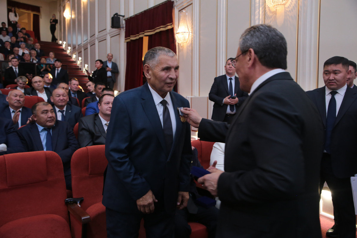 из личного архива Абая Агажанова