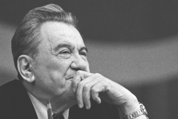 Фотография к новости: От экономики до архитектуры Алматы: какими решениями запомнился Динмухамед Кунаев