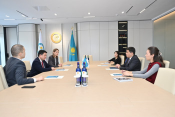 Фотография к новости: Генсек НОК РК встретился с Ольгой Рыпаковой