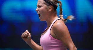 Касаткина не позволила Путинцевой прорваться в четвёртый круг Australian Open-2025