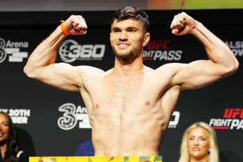 Фотография к новости: Али Ахмедов отправил в нокаут американца у него на родине