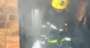 Взрыв в двухэтажном дачном доме предотвратили пожарные в Астане