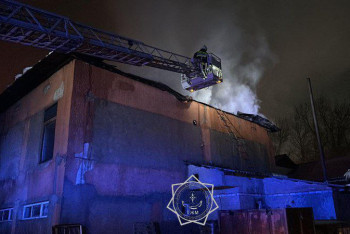 Фотография к новости: Банный комплекс загорелся в Талдыкоргане: эвакуированы 23 человека