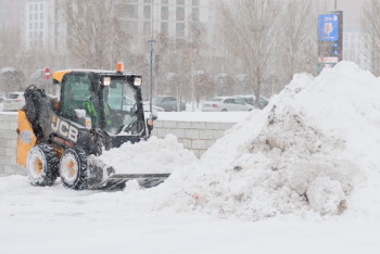 Фотография к новости: Как избежать беды на дороге в зимнюю непогоду: рекомендации МЧС Казахстана