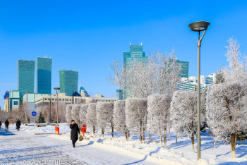 Фотография к новости: Штормовое предупреждение объявили почти по всему Казахстану