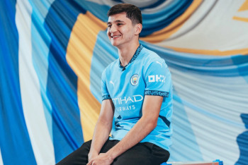 Фотография к новости: Стала известна зарплата Абдукодира Хусанова в "Манчестер Сити"