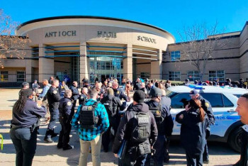 Фотография к новости: Ученик устроил стрельбу в американской школе