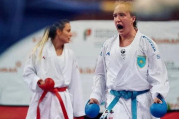 Фотография к новости: Две казахстанки вышли в финал Премьер-Лиги по каратэ