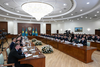 Фотография к новости: Перейти на новый уровень международного сотрудничества предложил Токаев