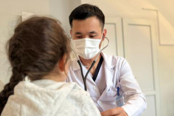 Фотография к новости: Килограмм волос достали из желудка шестилетнего ребёнка в Туркестанской области