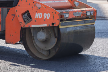 Фотография к новости: Дороги по технологии "суперасфальт" начнут строить в Казахстане в 2025 году