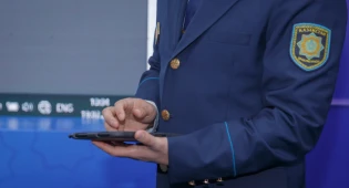 Прокуроры нашли лазейки в электронной очереди на казахстанско-китайской границе
