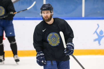 Фотография к новости: Сборная Казахстана по хоккею разгромила команду Таиланда на Азиаде