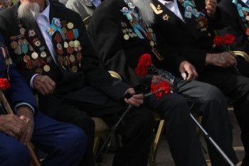 Фотография к новости: QR-коды с историей ветеранов ВОВ могут появиться а автобусах Костаная