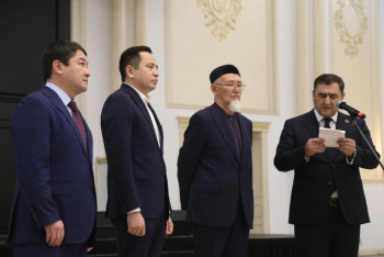 Фотография к новости: Бизнесмен из Азербайджана подарил квартиры семьям погибших в авиакатастрофе под Актау