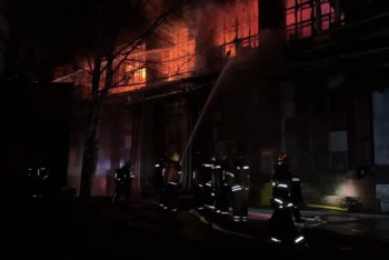 Фотография к новости: Пожар в здании электрозавода в Москве: спасены 120 человек