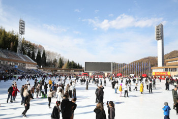 Фотография к новости: На "Медеу" приостановят массовые катания