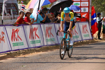 Фотография к новости: С тремя медалями завершили Чемпионат Азии в Таиланде казахстанские велогонщики