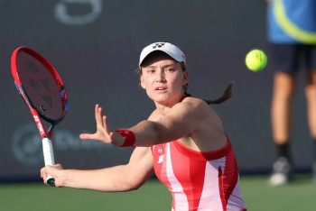 Фотография к новости: Елена Рыбакина победила чемпионку Australian Open