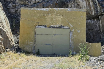 В Казахстане продают пещеру с электричеством