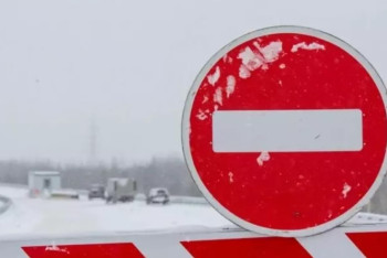 Фотография к новости: Ограничение движения ввели на трассах в семи регионах Казахстана