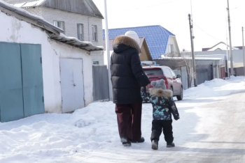 Фотография к новости: Спали на полу и в подвале: Скандал разразился в детском саду в Жезказгане