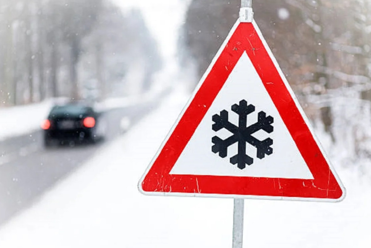 Ограничение движения ввели на автотрассе в области Жетысу