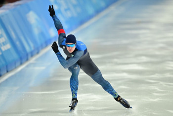 Фотография к новости: Конькобежец Евгений Кошкин с рекордом завоевал бронзу этапа Кубка мира