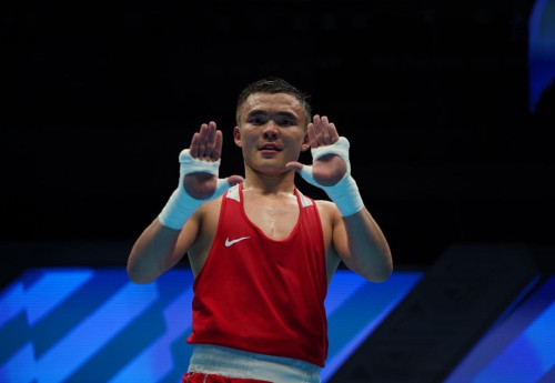 Фотография к новости: "Танцующего боксёра" из Казахстана разгромили в Болгарии