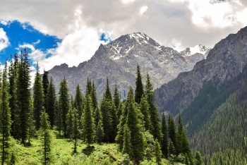 Фотография к новости: Как развивается туристская отрасль в Казахстане