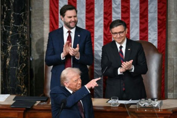 Фотография к новости: О чем Трамп сказал в обращении к конгрессу: ключевые тезисы