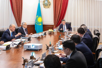 Фотография к новости: Бектенов провел заседание совета по экономической политике