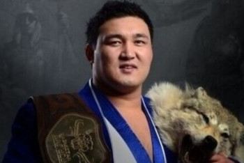 Фотография к новости: Уникальный спортсмен из Казахстана получил должность на госслужбе