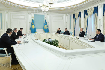 Фотография к новости: Крушение самолета AZAL: Азербайджан благодарит Казахстан за содействие