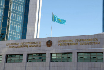 Фотография к новости: Мажилис избрал Рахимжана Дильдаева на должность члена Высшей аудиторской палаты